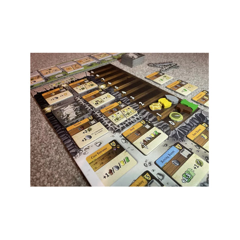 Caverna: Cave vs Cave